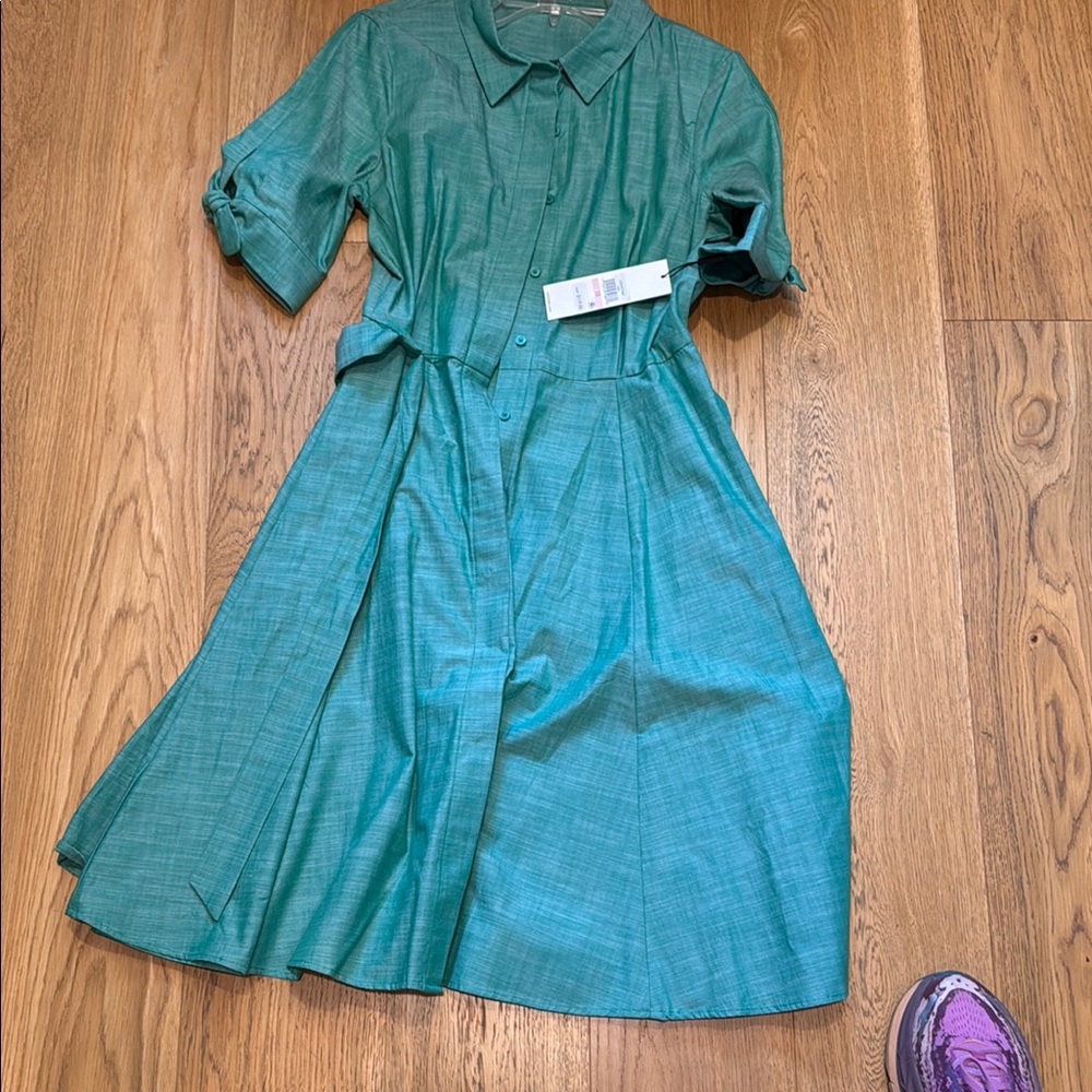 Calvin Klein green Midi Shirt Dress with Notched Collar